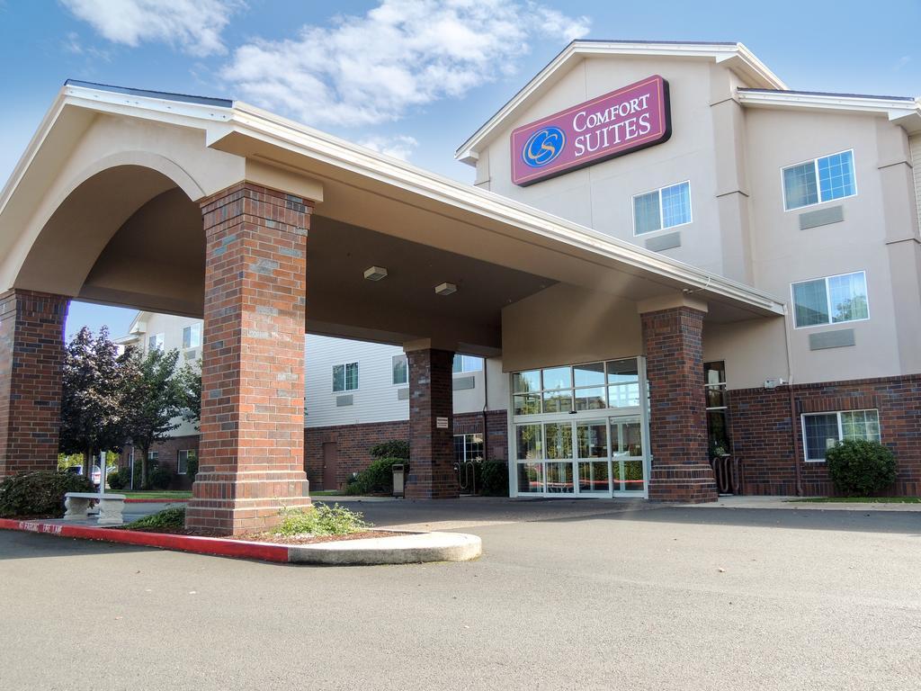 Comfort Suites Linn County Fairground And Expo Albany Exterior foto